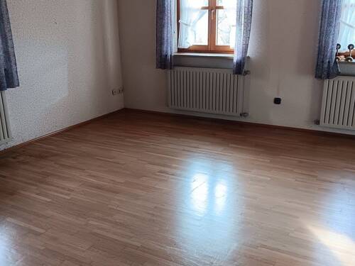 FE 14.jpg - Etagenwohnung mit 120,00 m&sup2; in Kirchweidach zur Miete