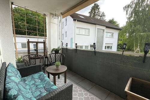 Balkon, Erdgeschoss - Wohnung links - 