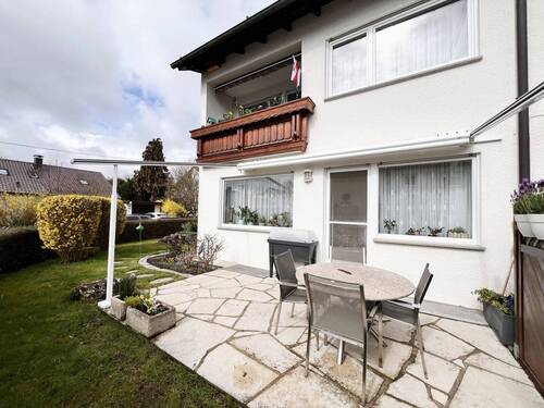 Terrasse - Reihenendhaus mit 124,40 m&sup2; in Leonberg zum Kaufen