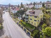 Außenansicht - Charmantes Mehrfamilienhaus in Halbhöhenlage mit 4 Einzelgaragen!