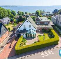 Bestlage trifft Aussicht! Einfamilienhaus mit Blick auf die Eckernförder Bucht