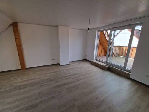 Wohnbereich.jpg - Renovierte 3-Zi.-Wohnung in Nordheim