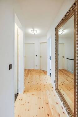 Langenfeld - Düsseldorfer Str 222 - Flur 2 - 