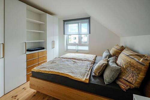 Langenfeld - Düsseldorfer Str 222 - Gast 1 - 