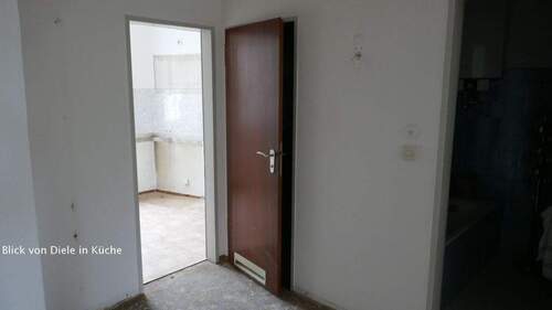 Blick Diele in Küche - 