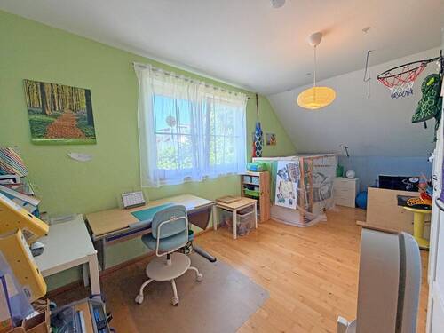 Kinderzimmer DG - 