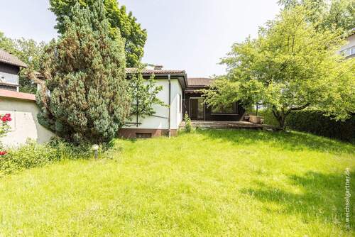 Großzügiges Bungalow - 4 Zimmer Einfamilienhaus zum Kaufen in Rosenheim