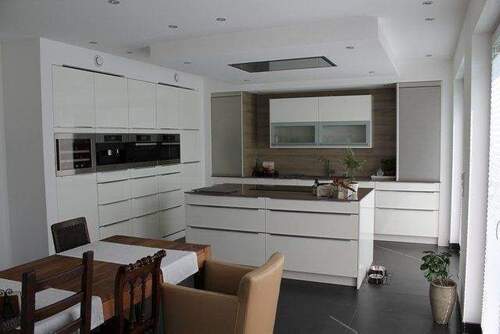 Beispiel für eine offene Wohn-Küche - 4 Zimmer Einfamilienhaus zum Kaufen in Soest