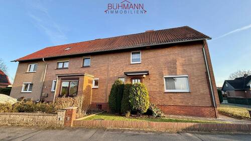 Ansicht von Vorne - 4 Zimmer Doppelhaushälfte zum Kaufen in Hagenburg