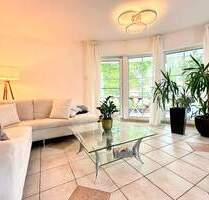 Großzügiges Wohnerlebnis: 4-Zimmer-Wohnung mit Balkon, TG-Garage & Freiplatz - Hilden