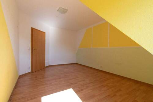 Zimmer 2 - 