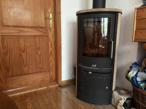  Kaminofen im Wohnzimmer - 