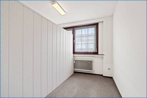 Kelleraum/ Praxis UG - 