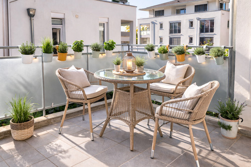 Einladender Balkon - KI Möbel - 4 Zimmer Etagenwohnung zum Kaufen in Grenzach-Wyhlen