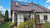 Pergola an der Terrasse - Einfamilienhaus mit 170,30 m&sup2; in Ettersburg zum Kaufen