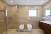 Badezimmer II - 