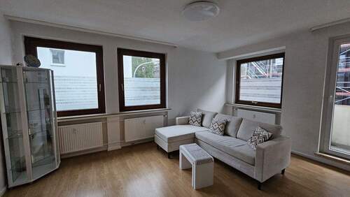 Bild 1 - Gemütlich wohnen in der Neustadt - 3-Zimmer mit Balkon & Einbauküche