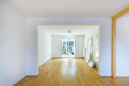 Wohn- und Esszimmer - 