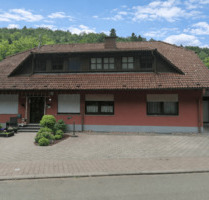 Gepflegtes Mehrfamilienhaus mit 4 Einheiten und solider Jahreskaltmiete - Obernheim-Kirchenarnbach Neumühle