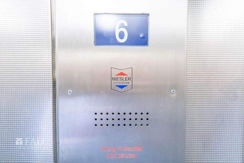 Fahrstuhl - Mehrfamilienhaus, Wohnhaus mit 761,80 m&sup2; in Essen zum Kaufen