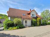 Hauszugang - 2 Zimmer Etagenwohnung zum Kaufen in Coburg