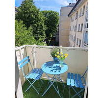 FREIE + sonnige 2-ZW m. BALKON (möbliert) TOPLAGE NORDEND-WEST PROVISIONSFREI v. PRIVAT - Frankfurt am Main