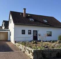 Ein- bis Zweifamilienhaus mit großem Garten und vielseitigen Nutzungsmöglichkeiten in Holle OT Derneburg