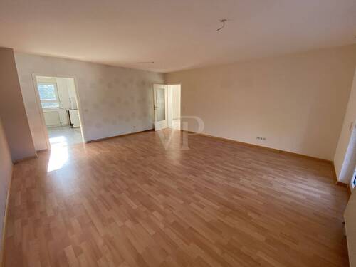 ... mit Zugang zur Küche - 3 Zimmer Etagenwohnung in Achern