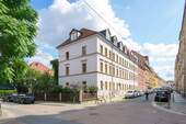 Hausansicht - 2 Zimmer Etagenwohnung zum Kaufen in Dresden