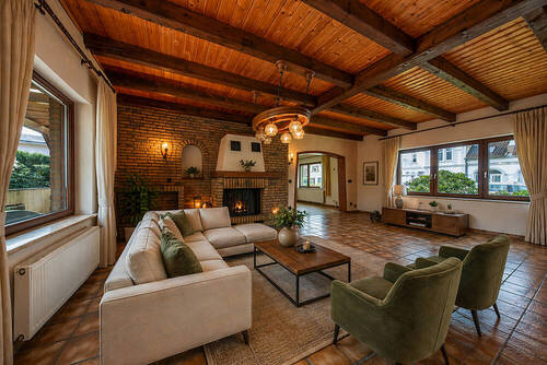 200-9027_Wohnzimmer_gestaged - 5 Zimmer Einfamilienhaus in Barmstedt