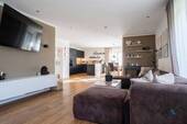 Wohn/-Esszimmer - 