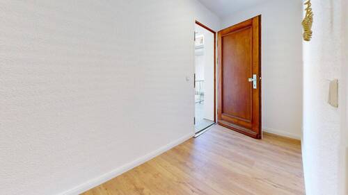 Eingang-Flur - 2 Zimmer Etagenwohnung in Potsdam