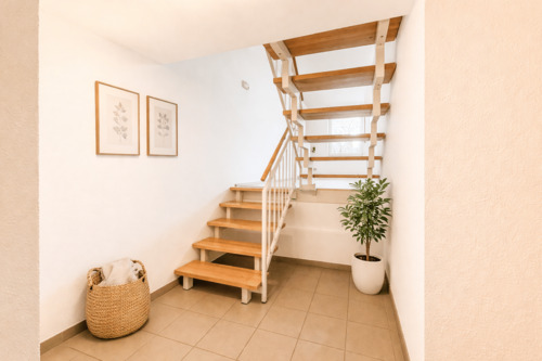 Treppenhaus Wohnbereich - 5 Zimmer Doppelhaushälfte in Fröndenberg/Ruhr
