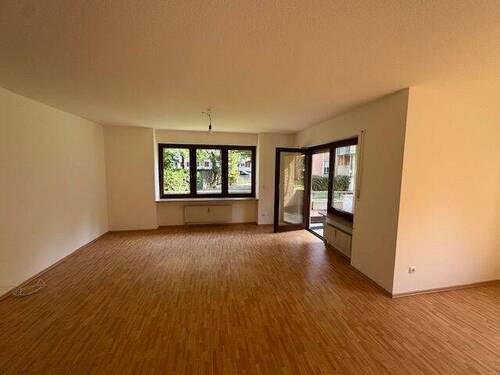 Wohn- und Essbereich - 3 Zimmer Etagenwohnung zur Miete in Stein