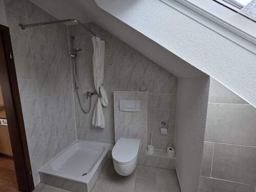 Dusche, WC - 