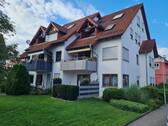 9 Parteienhaus - 88069 Tettnang ( Bodensee ) im 9 Parteienhaus 2,5 Zimmerwohnung 1.OG ca. 60,40 qm Wfl.incl. 2 TG Plätze und Keller