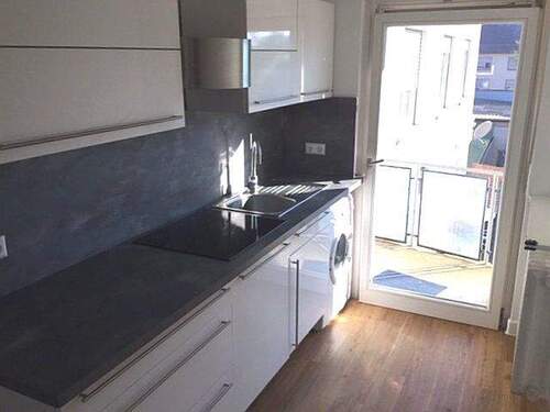 2. OG Küche mit Balkon - 