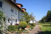 Weg zum Haus hinten - 