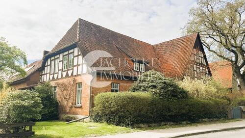 Außenansicht - Mehrfamilienhaus, Wohnhaus mit 320,00 m&sup2; in Hankensbüttel / Emmen zum Kaufen