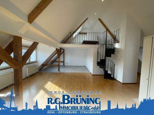 Wohn-Esszimmer - Große 1-Zimmerwhg Wohnung mit Galerie in Kehl-Zentrum