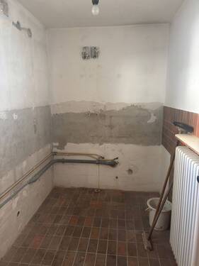 Küche mit Heizkörper - 