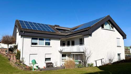 Hausansicht - Mehrfamilienhaus, Wohnhaus mit 321,60 m&sup2; in Friedewald zum Kaufen