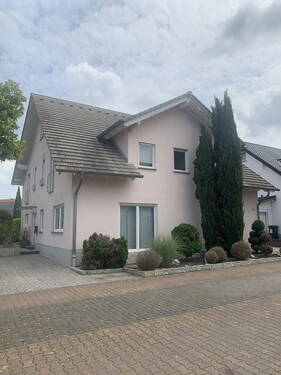 Bild 2 - 7 Zimmer Einfamilienhaus zum Kaufen in Gensingen