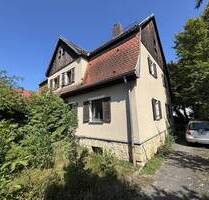 Doppelhaushälfte für Kreative - 339.000,00 EUR Kaufpreis, ca.  90,00 m² Wohnfläche in Regensburg (PLZ: 93055) Schwabelweis