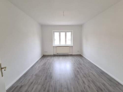 Schlafzimmer - 2 Zimmer Etagenwohnung in Magdeburg