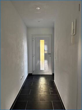 Flur und Haustür - 