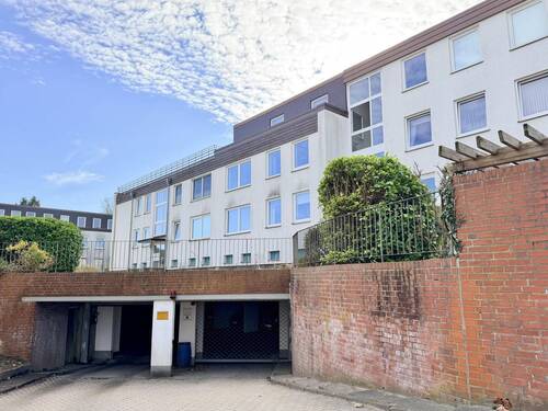 Außenansicht - Open-House am 02.05.2026, 12:00h - 14:00h, 3-Zimmer-Wohnung mit idyllischer Loggia in Hamburg Wilstorf