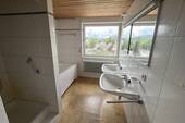 Bad im Dachgeschoss - 