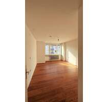 Attraktive 3-Zimmer-Wohnung mit Balkon in Top-Lage - Nürnberg Maxfeld