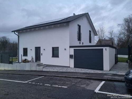 20260212_175250 - 5 Zimmer Einfamilienhaus zum Kaufen in Sulzfeld